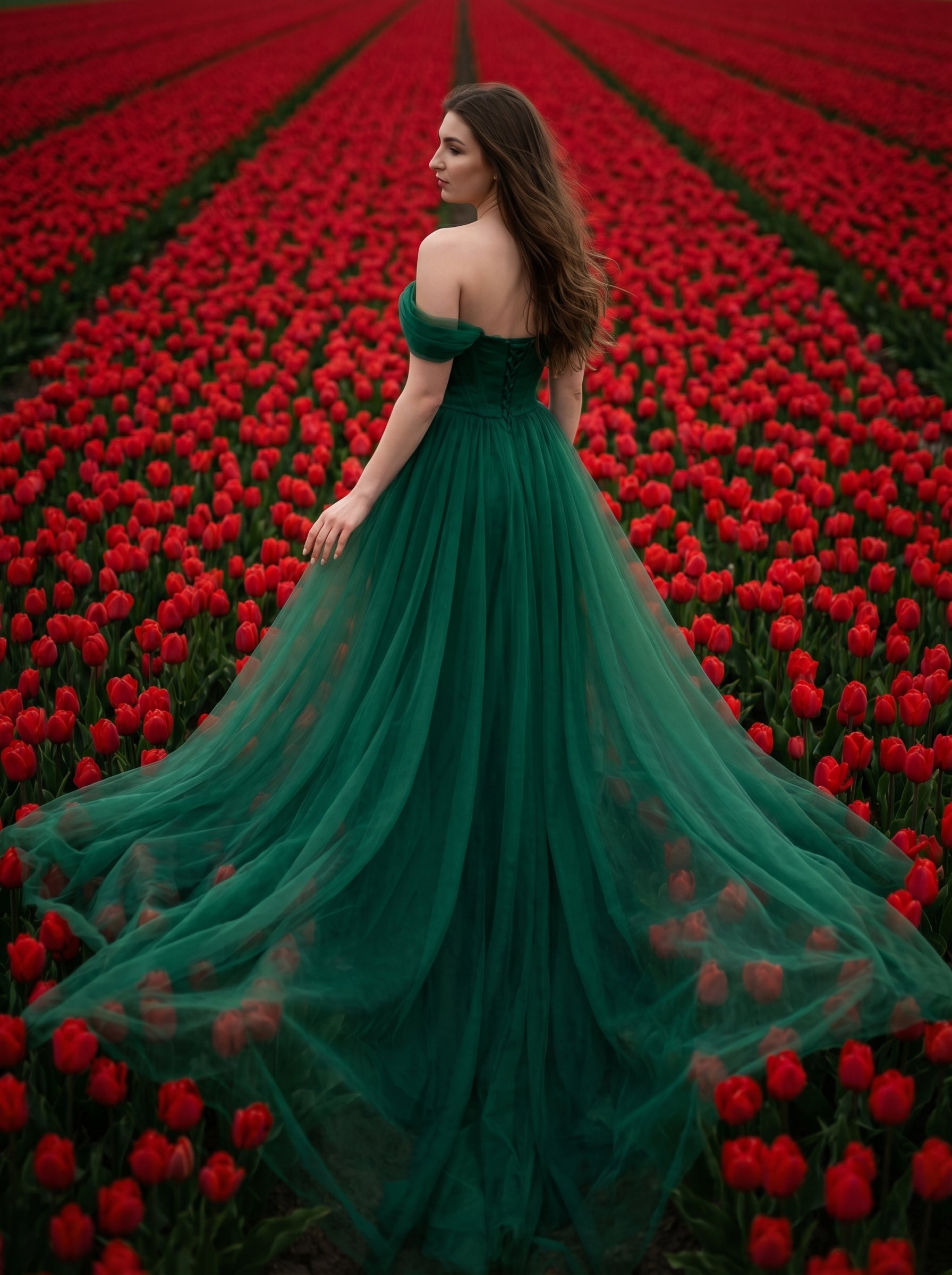 Scarlet Fields – Luxury Fashion Collection